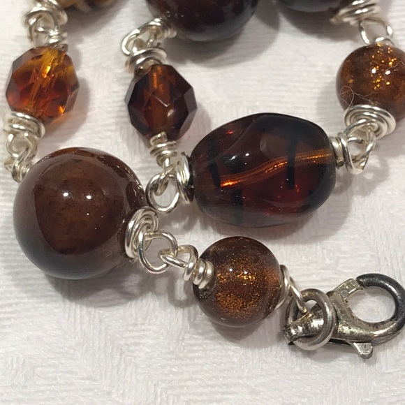 Artisan Glass bead bracelet, amber and brown - Picture 2 of 8